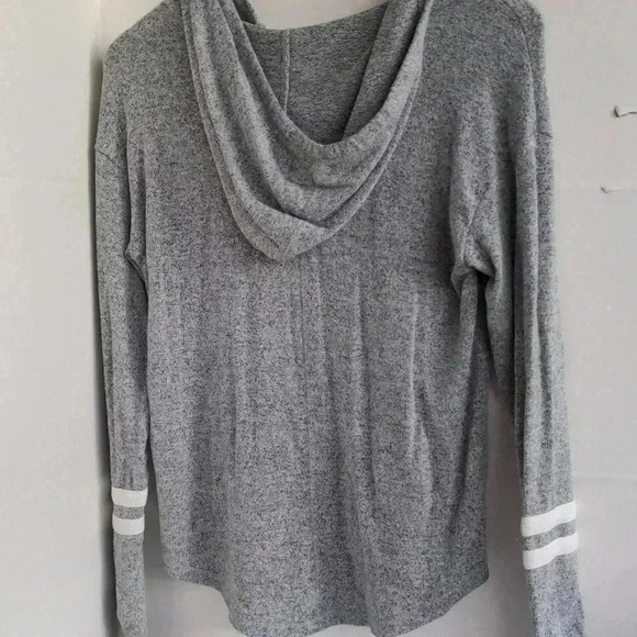 Hollister size small hoodie - Picture 1 of 7